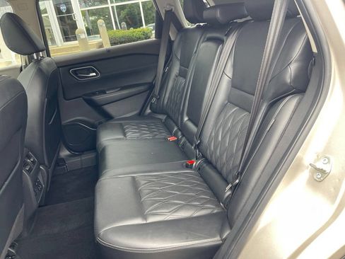 Used 2021 Nissan Rogue Platinum AWD/4WD image 21