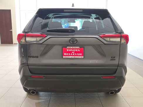 Certified 2023 Toyota RAV4 LE AWD/4WD image 5