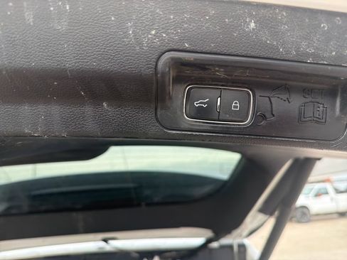 Used 2021 Ford Explorer XLT w/ Equipment Group 202A AWD/4WD image 20