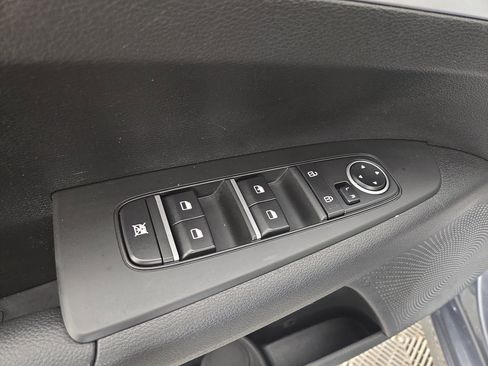 Used 2024 Kia Forte LXS image 27