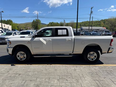 Used 2021 RAM 2500 Big Horn image 5