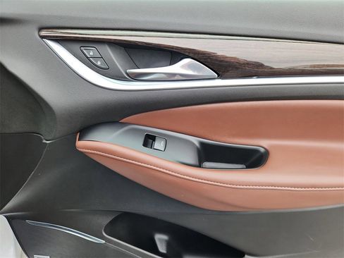 Used 2019 Buick Enclave Avenir w/ Avenir Technology Package image 16