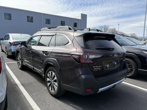 Used 2025 Subaru Outback Limited w/ Popular Package #2 image 4