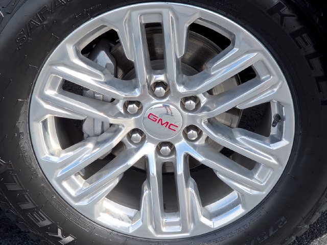 Used 2023 GMC Yukon SLT w/ SLT Luxury Package AWD/4WD image 12