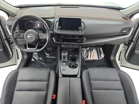 Used 2023 Nissan Rogue SV w/ SV Premium B Package FWD image 9