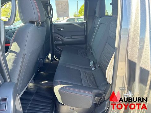 Used 2023 Nissan Frontier PRO-4X w/ Technology Package AWD/4WD image 18