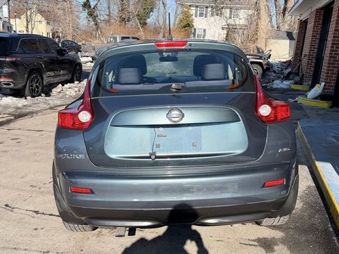 Used 2011 Nissan Juke S AWD/4WD image 4