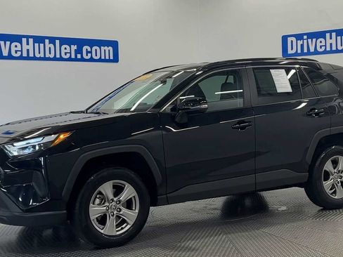 Used 2025 Toyota RAV4 XLE FWD image 4