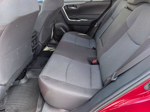 Used 2025 Toyota RAV4 XLE w/ Convenience Package FWD image 28