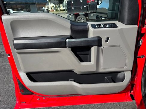 Used 2017 Ford F150 XL w/ Equipment Group 101A Mid AWD/4WD image 8