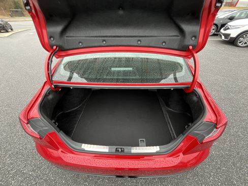 Used 2025 Toyota Camry XLE image 27