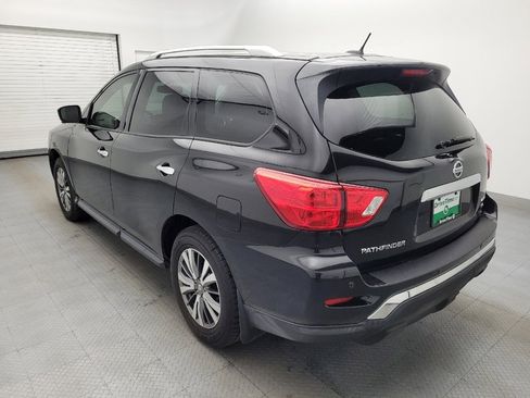 Used 2018 Nissan Pathfinder SL image 5
