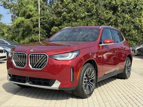 New 2026 BMW X3 xDrive30 w/ Premium Package image 2