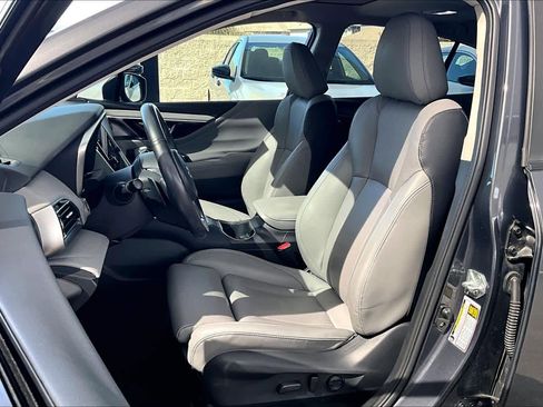 Used 2023 Subaru Legacy Limited image 8