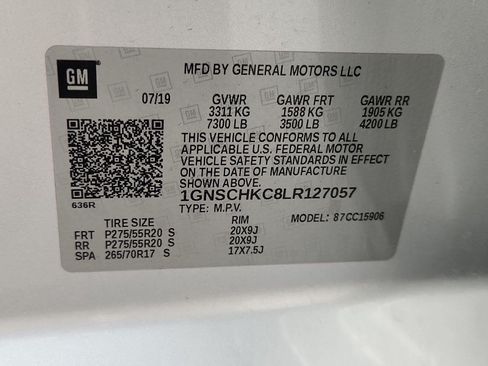 Used 2020 Chevrolet Suburban LT RWD image 17
