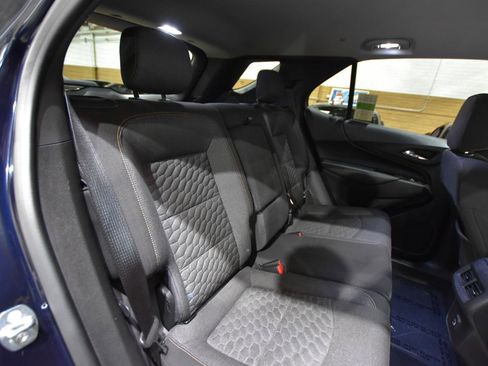 Used 2020 Chevrolet Equinox LT FWD image 34
