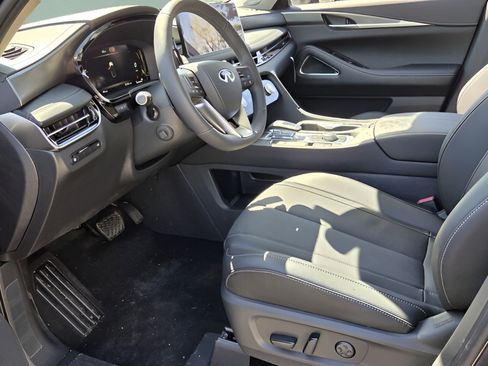 Certified 2026 INFINITI QX60 Luxe w/ Cargo Package AWD/4WD image 14