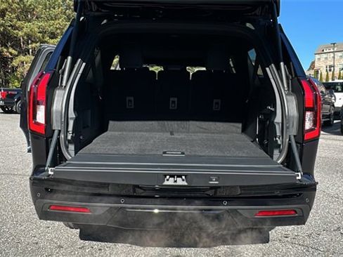 New 2025 Ford Expedition Max Platinum w/ Stealth Performance Package image 18