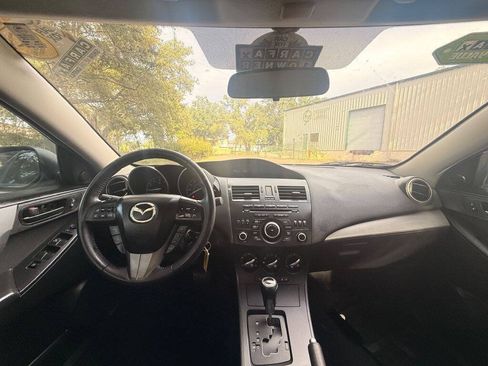 Used 2012 MAZDA MAZDA3 i Touring FWD image 11