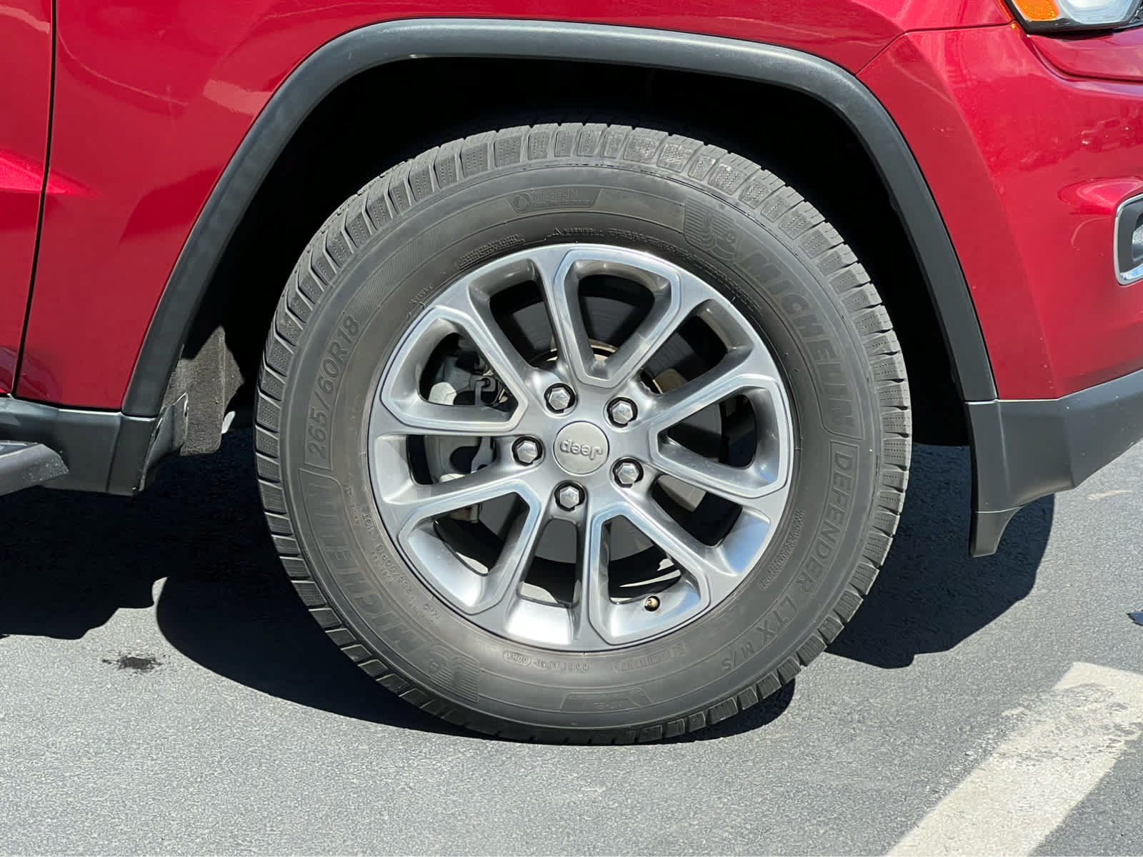Used 2015 Jeep Grand Cherokee Limited AWD/4WD image 16