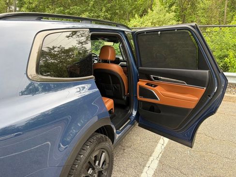 Used 2024 Kia Telluride SX Prestige X-Pro AWD/4WD image 16