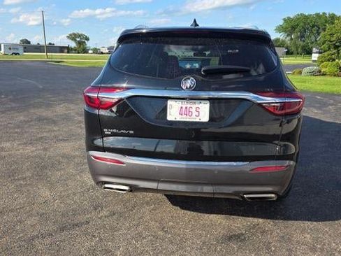 Used 2021 Buick Enclave Essence w/ Sound and Sites Package AWD/4WD image 7