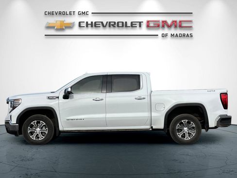 Used 2025 GMC Sierra 1500 SLT image 6