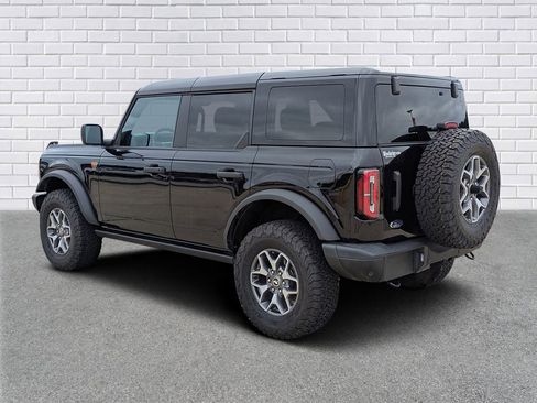 Used 2025 Ford Bronco Badlands AWD/4WD image 3