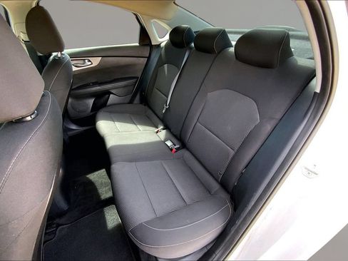 Used 2021 Kia Forte LXS FWD image 24
