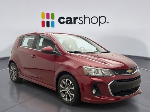 Used 2017 Chevrolet Sonic LT image 7