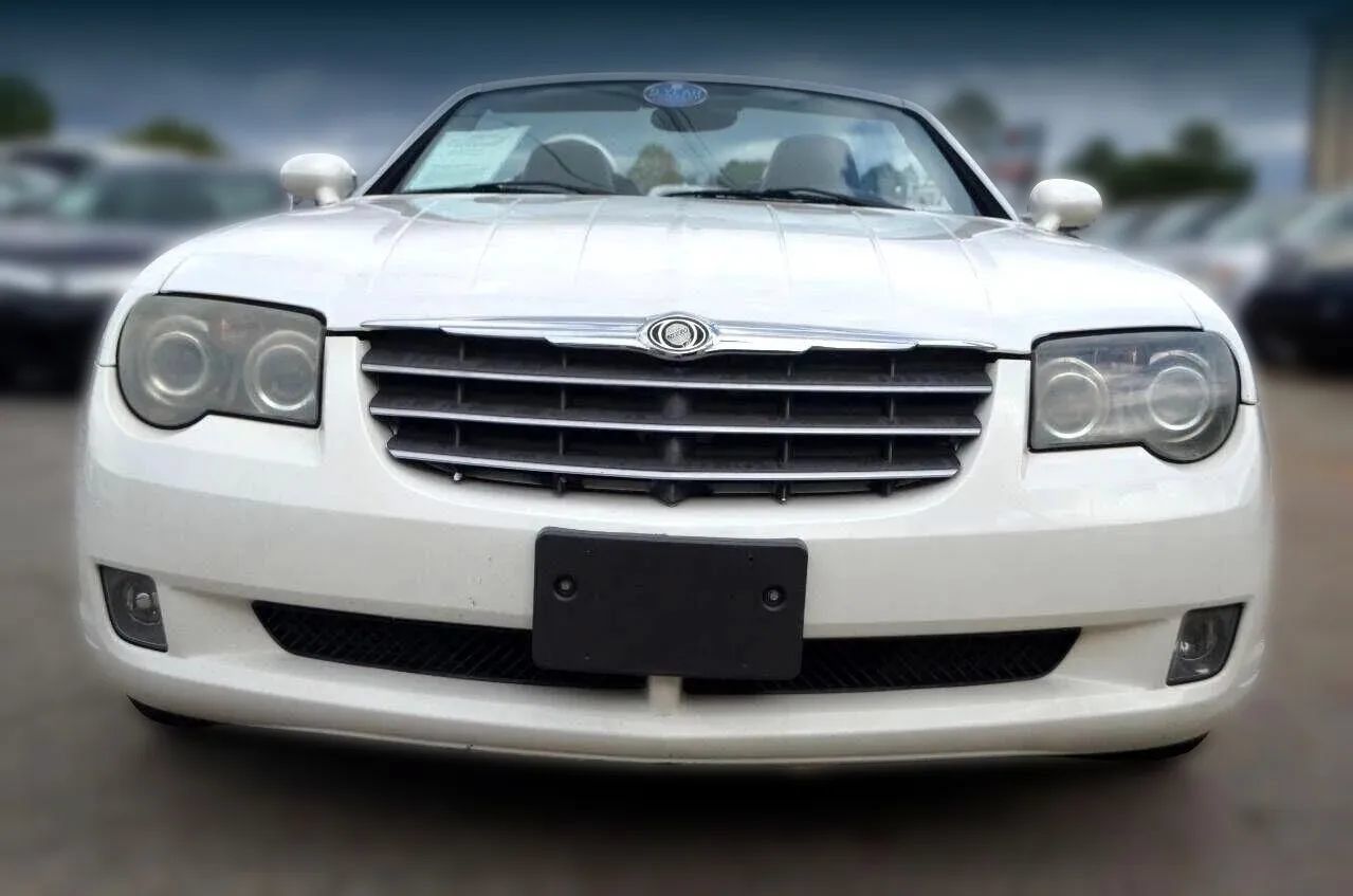 Used 2005 Chrysler Crossfire Limited RWD image 15