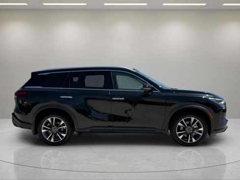 Used 2023 INFINITI QX60 Luxe w/ Cargo Package FWD image 12