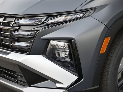 Certified 2025 Hyundai Tucson SEL image 12