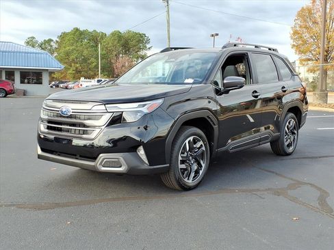 New 2025 Subaru Forester Limited image 3