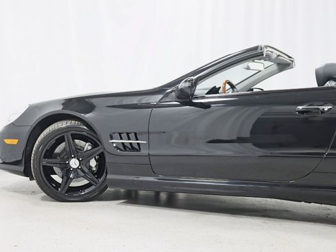 Used 2009 Mercedes-Benz SL 550 image 12