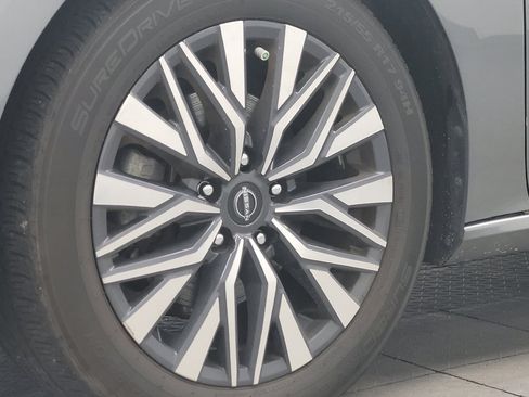 Used 2023 Nissan Altima 2.5 SV FWD image 31