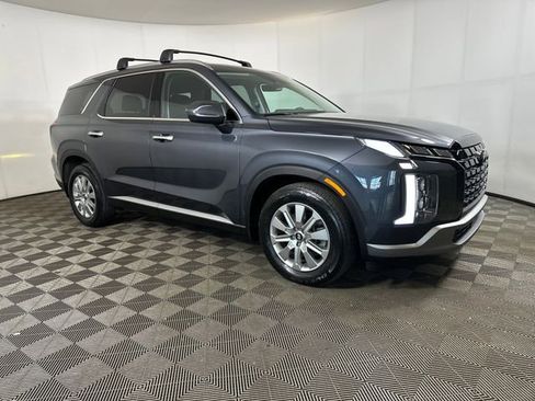 Used 2023 Hyundai Palisade SEL AWD/4WD image 2