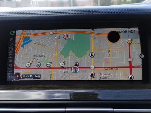 Used 2014 BMW 750i xDrive AWD/4WD image 28