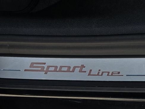 Used 2018 BMW 540i xDrive image 34