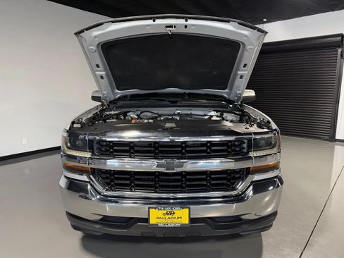 Used 2018 Chevrolet Silverado 1500 LT RWD image 7