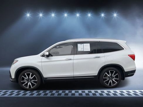 Used 2022 Honda Pilot Touring image 6