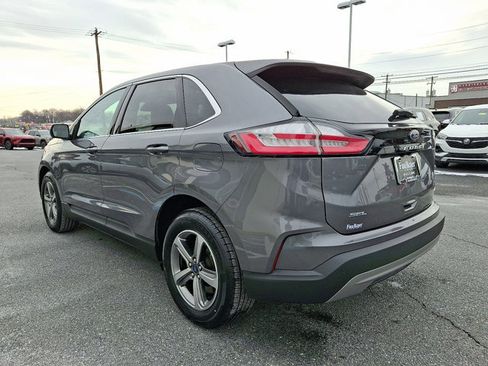 Used 2021 Ford Edge SEL w/ Convenience Package image 4