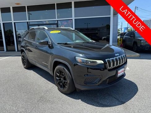 Used 2021 Jeep Cherokee Latitude AWD/4WD image 18