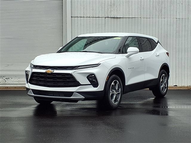 New 2026 Chevrolet Blazer LT FWD image 1