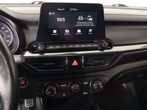 Used 2021 Kia Forte GT-Line FWD image 5