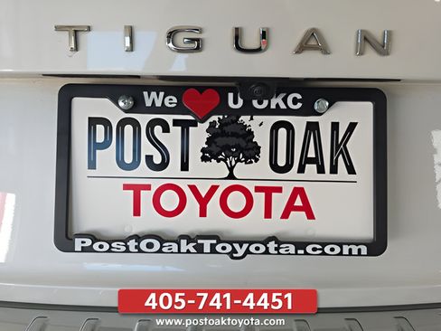 Used 2022 Volkswagen Tiguan SEL R-Line AWD/4WD image 8