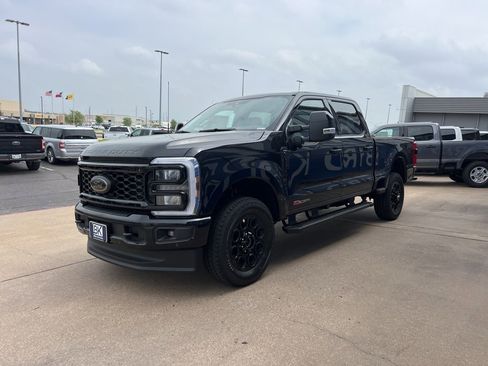 New 2025 Ford F250 Lariat w/ Lariat Ultimate Package image 3