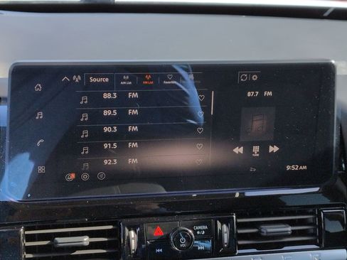 New 2026 Nissan Pathfinder Platinum FWD image 18