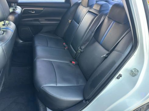 Used 2018 Nissan Altima 2.5 SR w/ SR Special Edition image 9