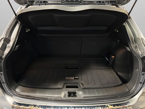 Used 2018 Nissan Rogue Sport SL w/ SL Premium Package image 38